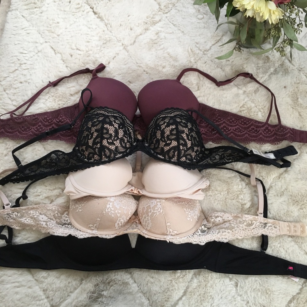 Bundle is f 4 bras